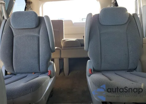 2006 Chrysler Town & Country Touring из США, поврежденный, VIN 2A4GP54LX6R670580